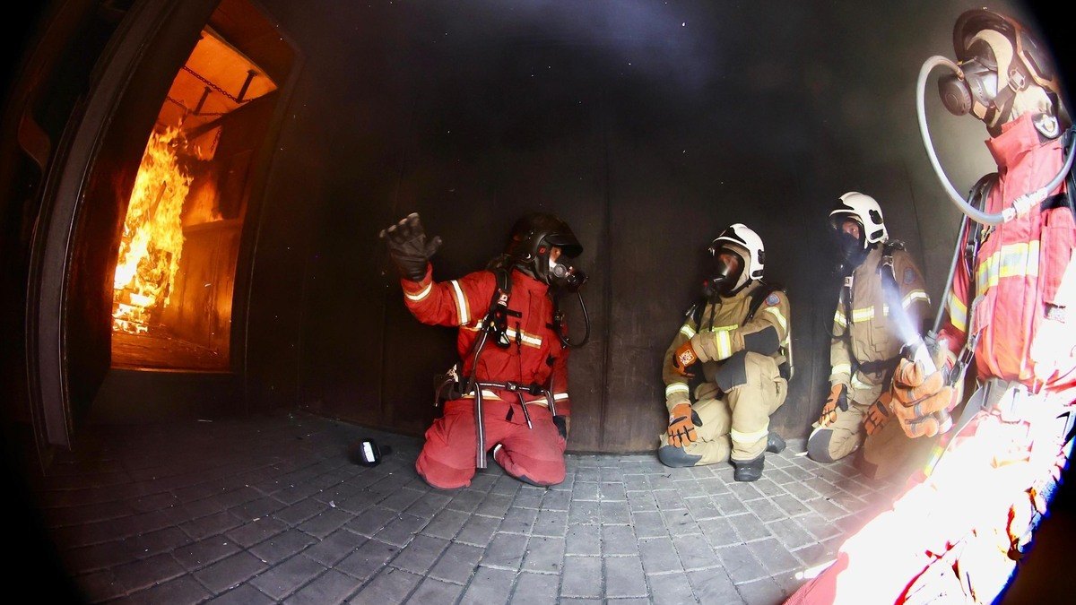 Cidade do Fogo, centro de treinamento de bombeiros, é inaugurada no Paraná