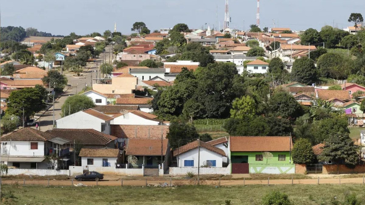 Santana do Itararé escolhe novo prefeito neste domingo
