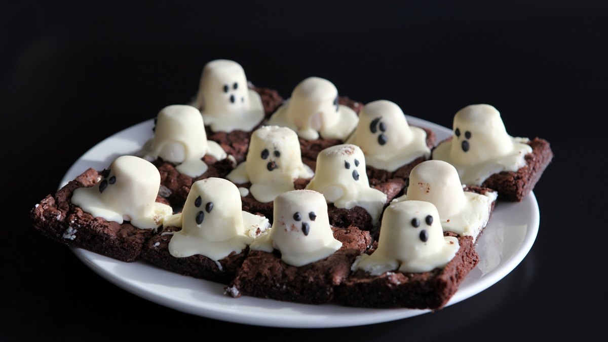 Receita de brownie fantasma para o Dia das Bruxas