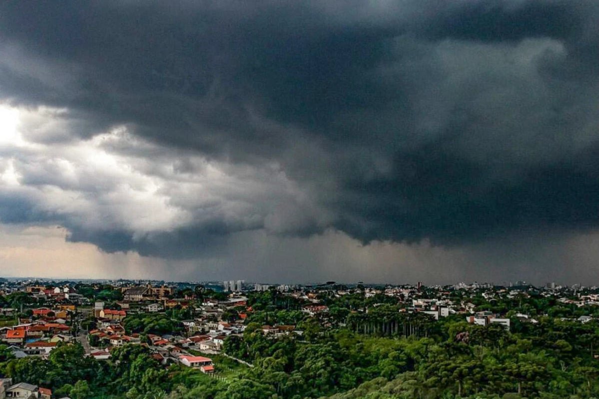 Paraná tem alerta para temporais a partir de quinta-feira