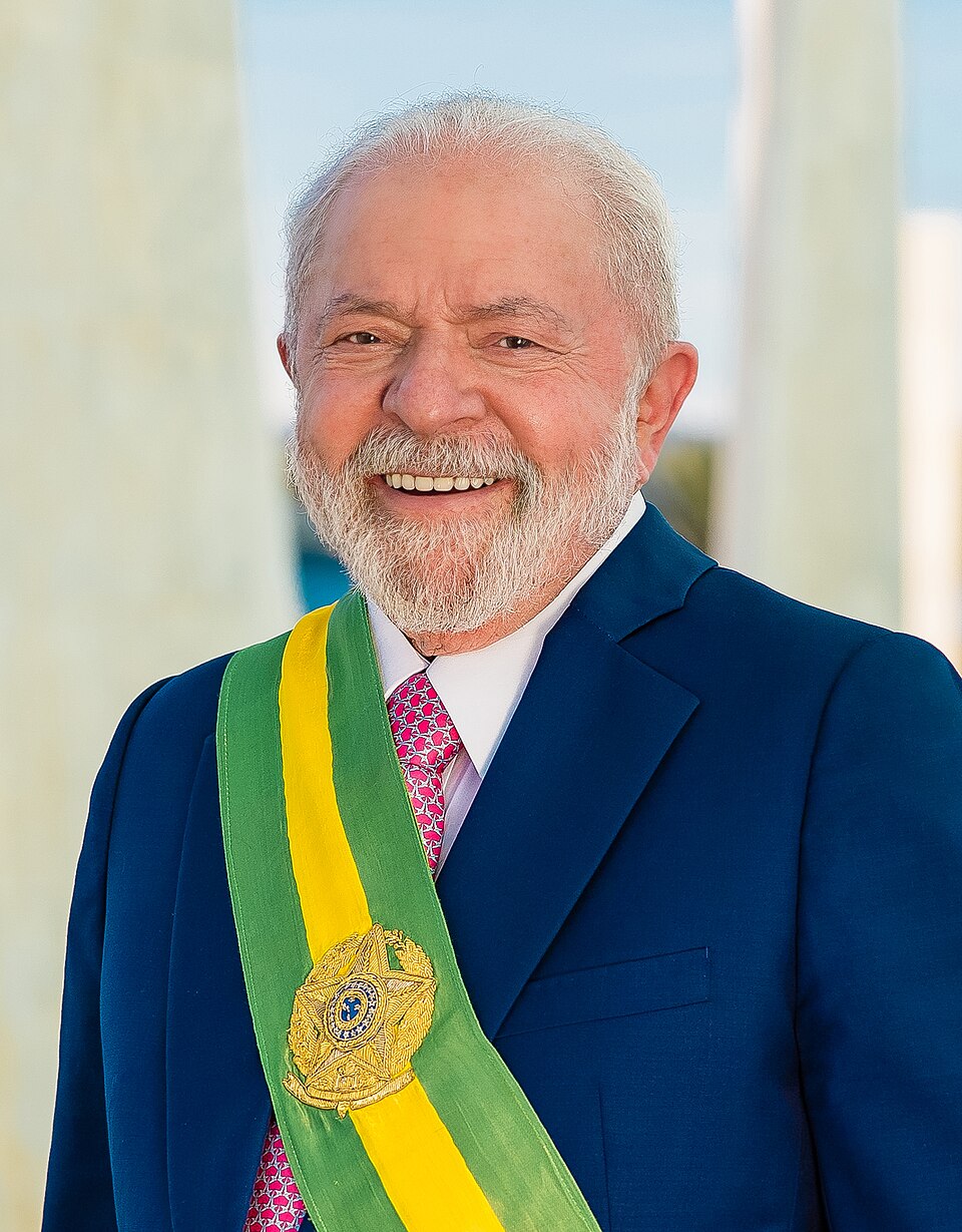Retrato oficial do presidente Lula com a faixa presidencial