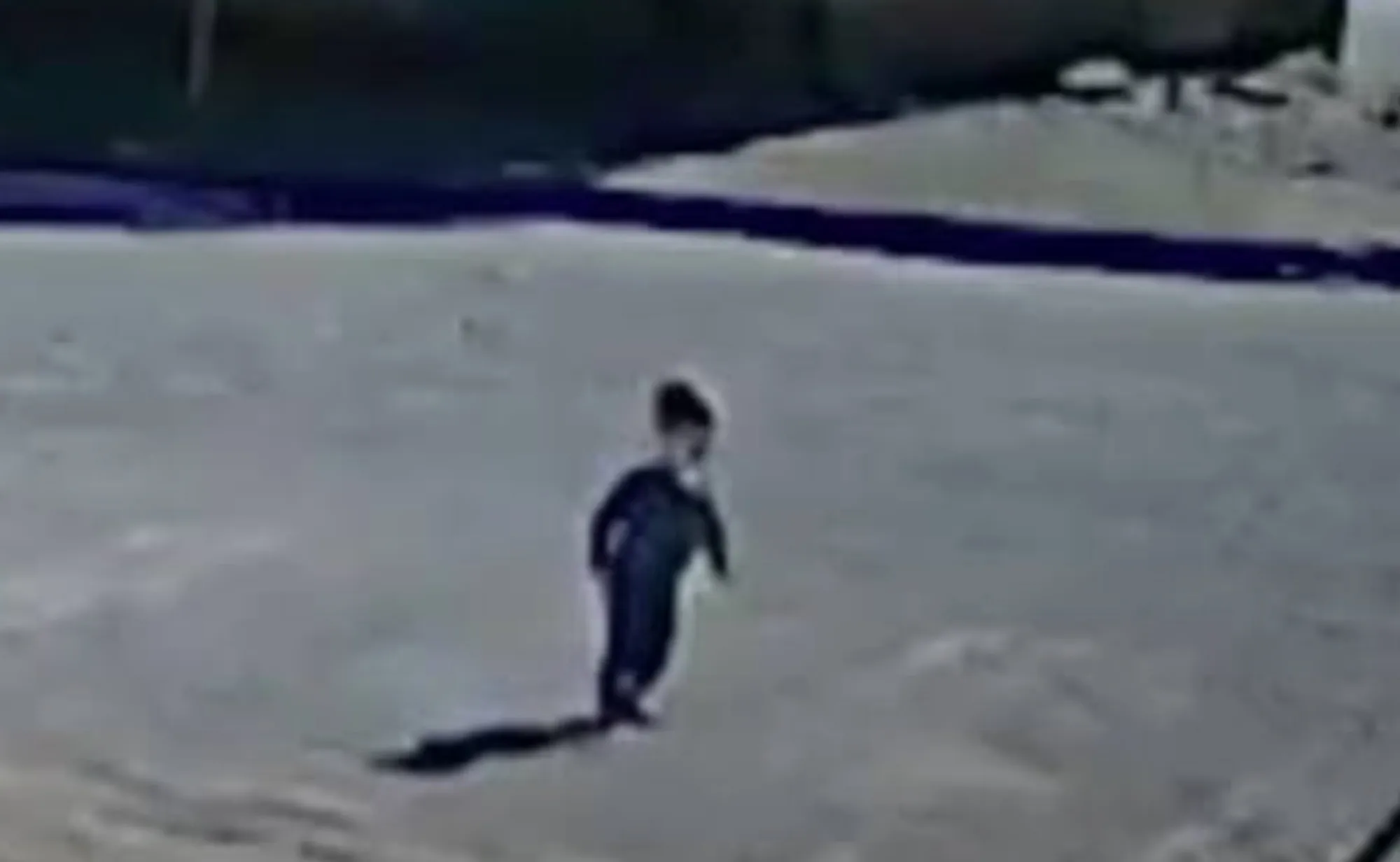 Bebê sai de creche sozinho e vai parar no trabalho da mãe em Santa Catarina