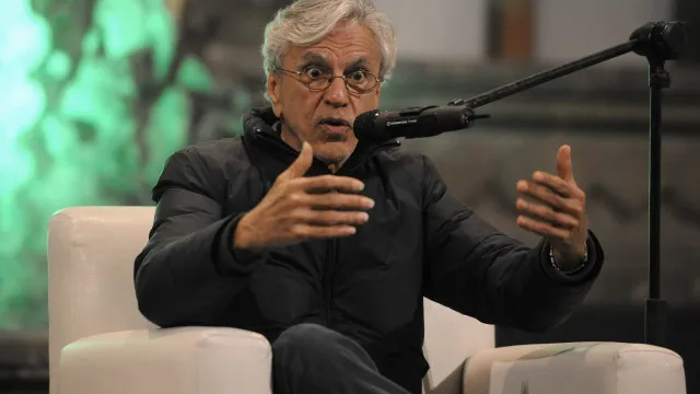 Caetano Veloso convoca ato em defesa da democracia no Rio de Janeiro