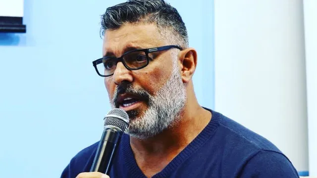 Alexandre Frota lamenta decepção com Maurício Mattar após comentário em rede social