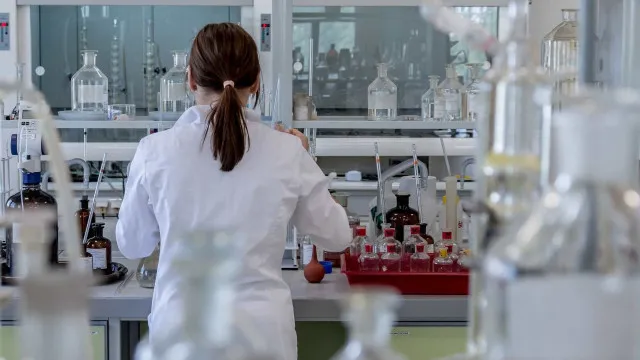EUA monitoram caso suspeito de peste em laboratório na Rússia