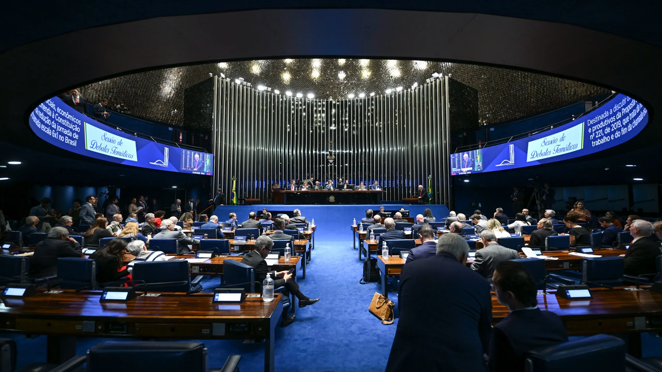 Senado vota incentivos tributários para data centers