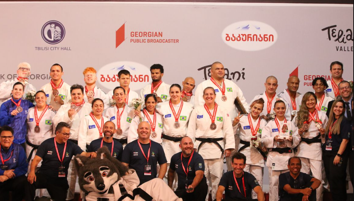 Brasil celebra bronze em Mundiais Paralímpicos de Judô e Triatlo