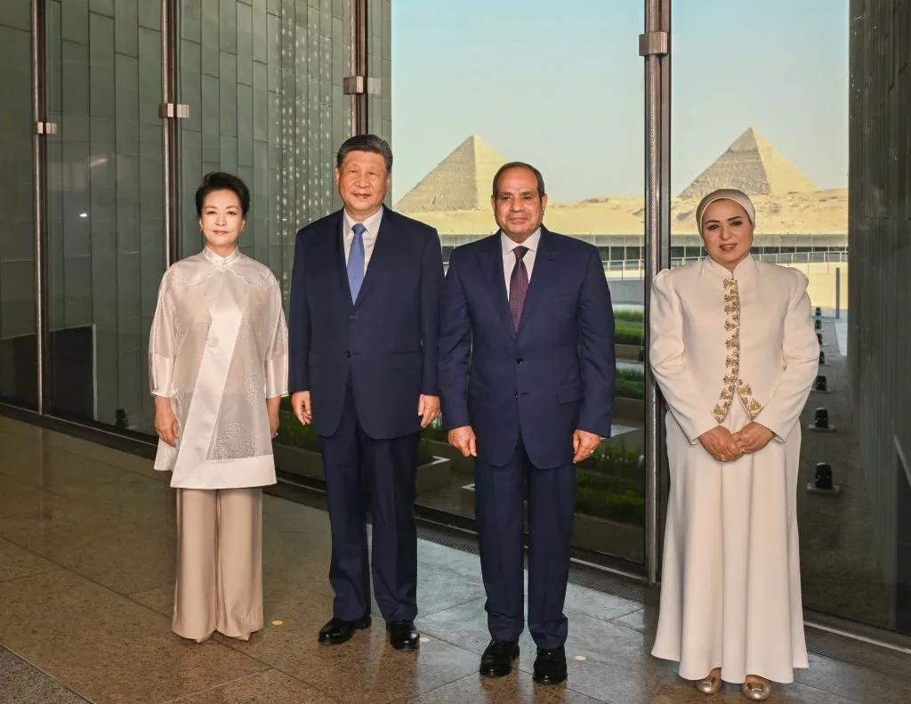 Xi Jinping visita Grande Museu Egípcio e destaca laços culturais