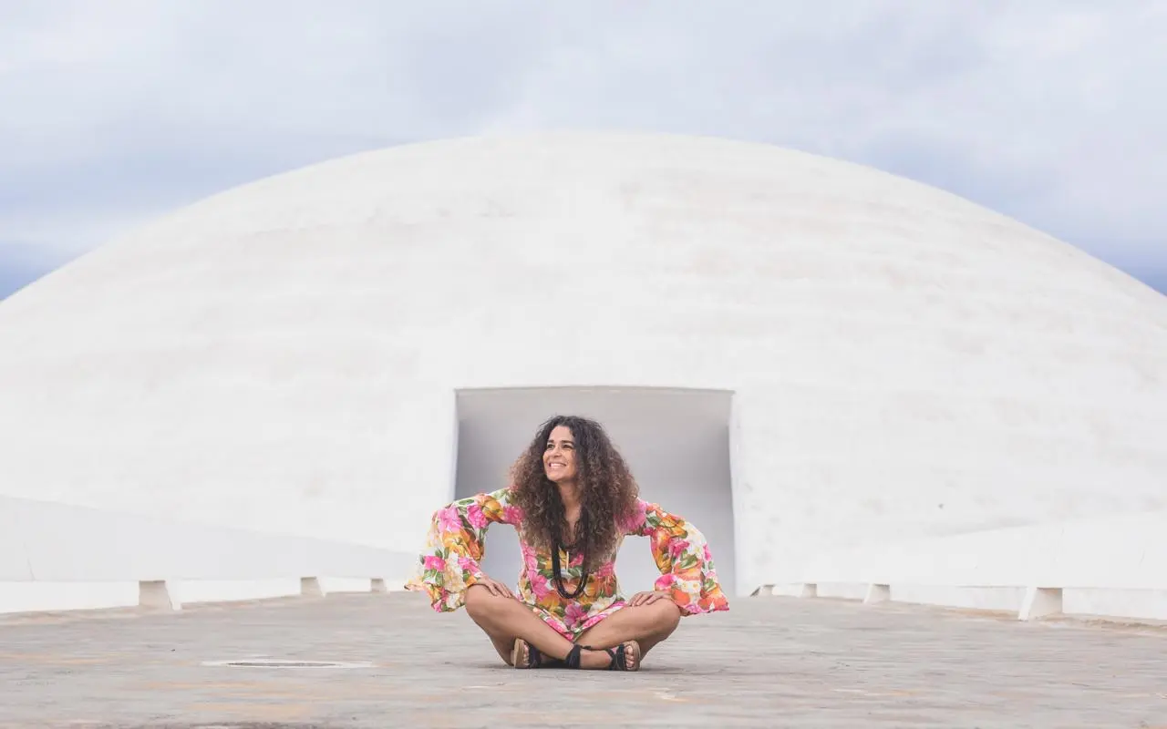 Ernesto Café inaugura novo palco cultural em Brasília com show de Myrlla Muniz