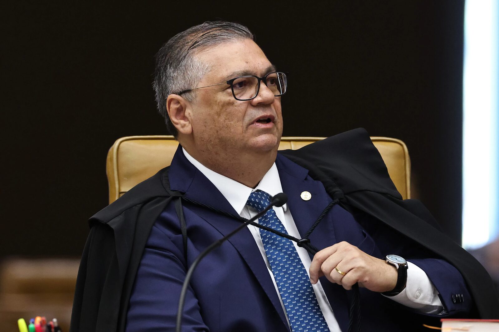 Flávio Dino leva ao plenário do STF disputa sobre posts de Nossa Senhora Aparecida