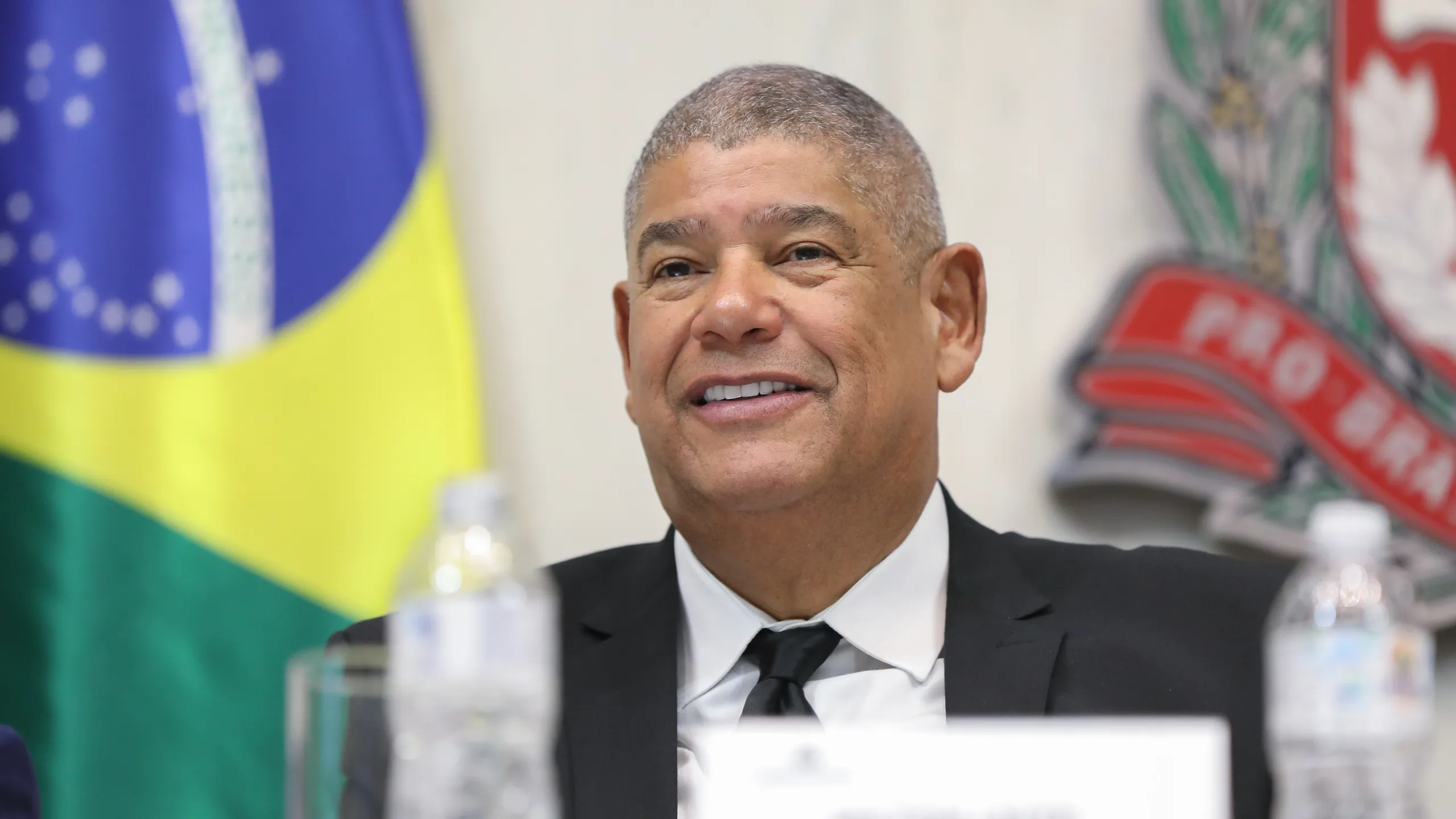 Perícia encontra lista de nomes e valores em escritório atribuído a Milton Leite após invasão