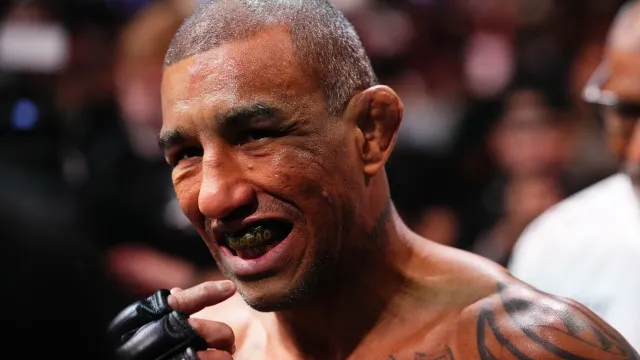 Raoni Barcelos perde consciência durante luta no UFC em Las Vegas