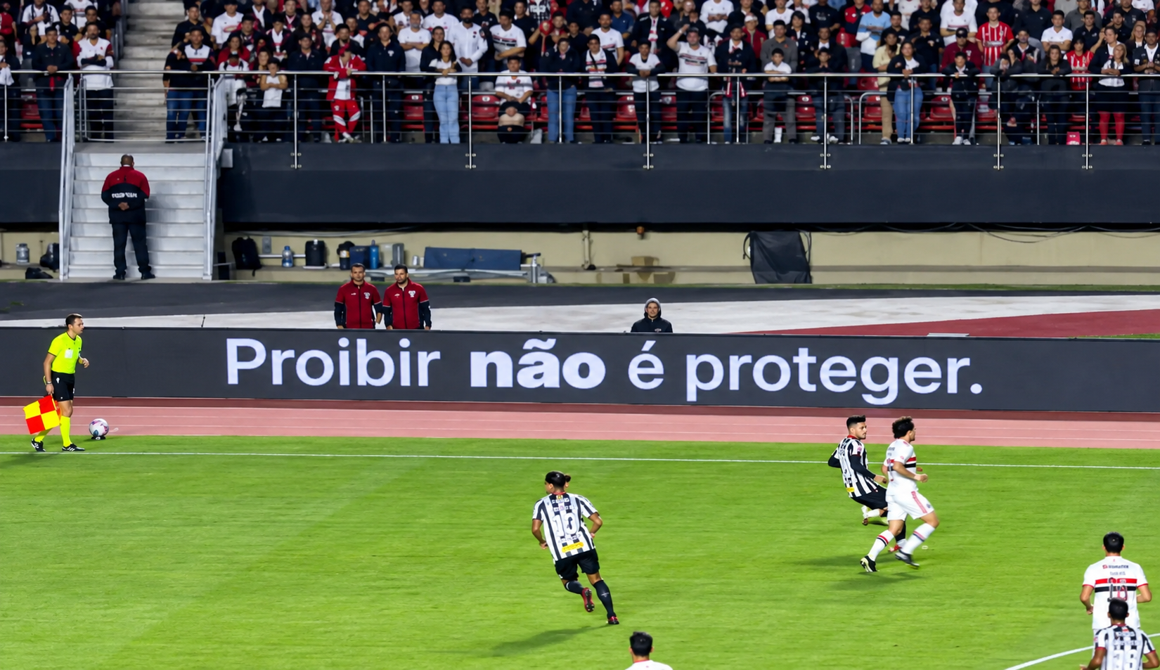 Empresas de apostas protestam contra proibição em jogos do Brasileirão