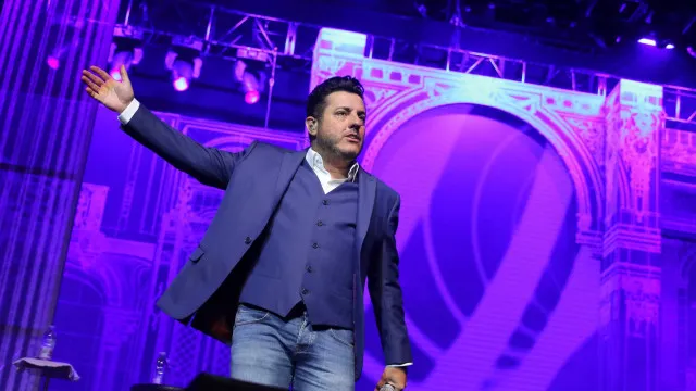 Bruno, da dupla com Marrone, relata rádio ligando sozinho