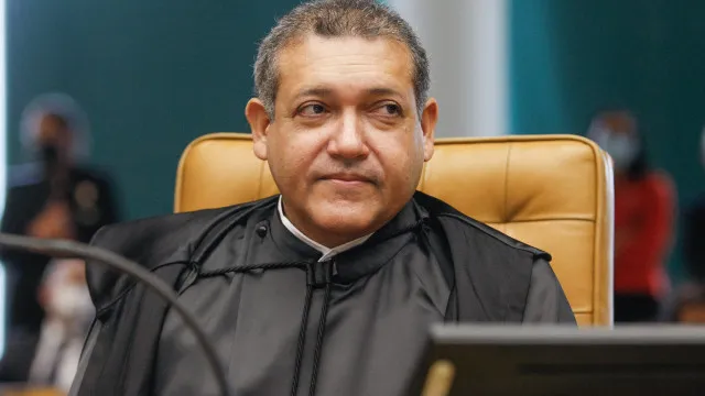 Nunes Marques suspende posts e novos seguidores em canal “Exército do Lula” no WhatsApp