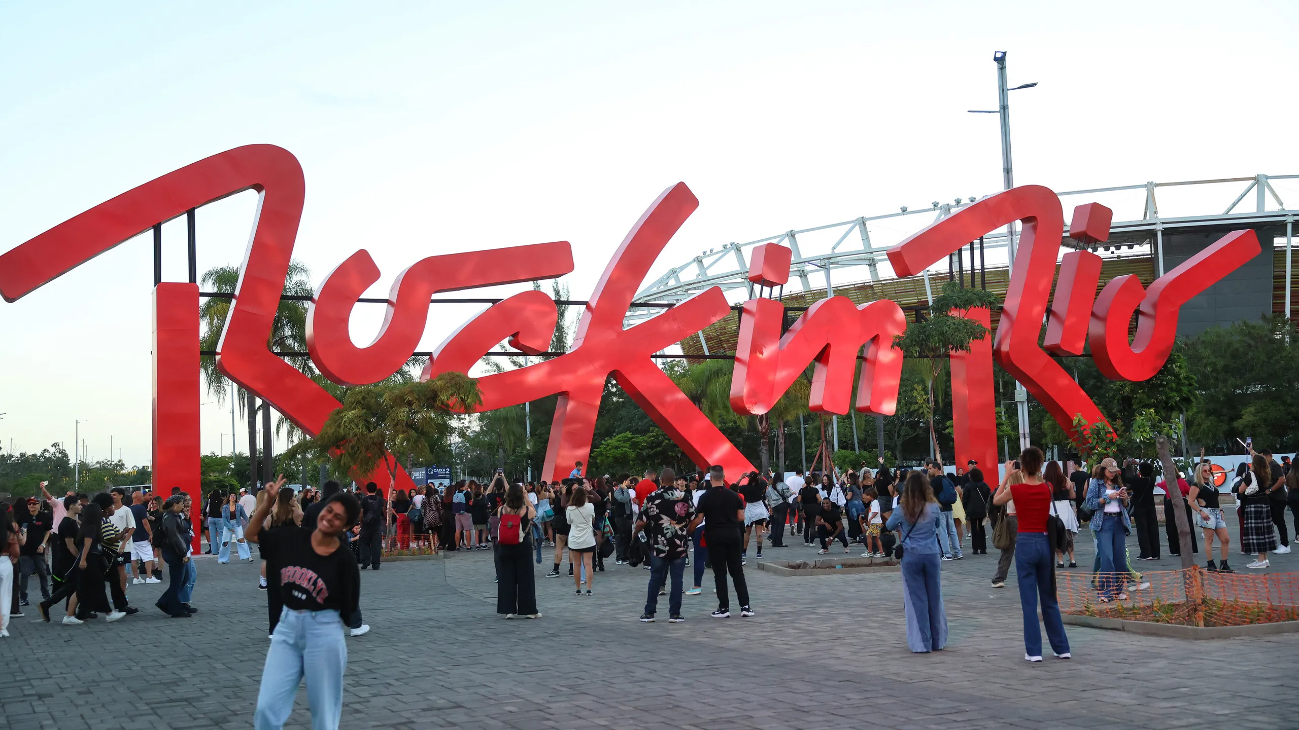 Rock in Rio: Quadrilhas usam rodas punk para furtar celulares e objetos de valor