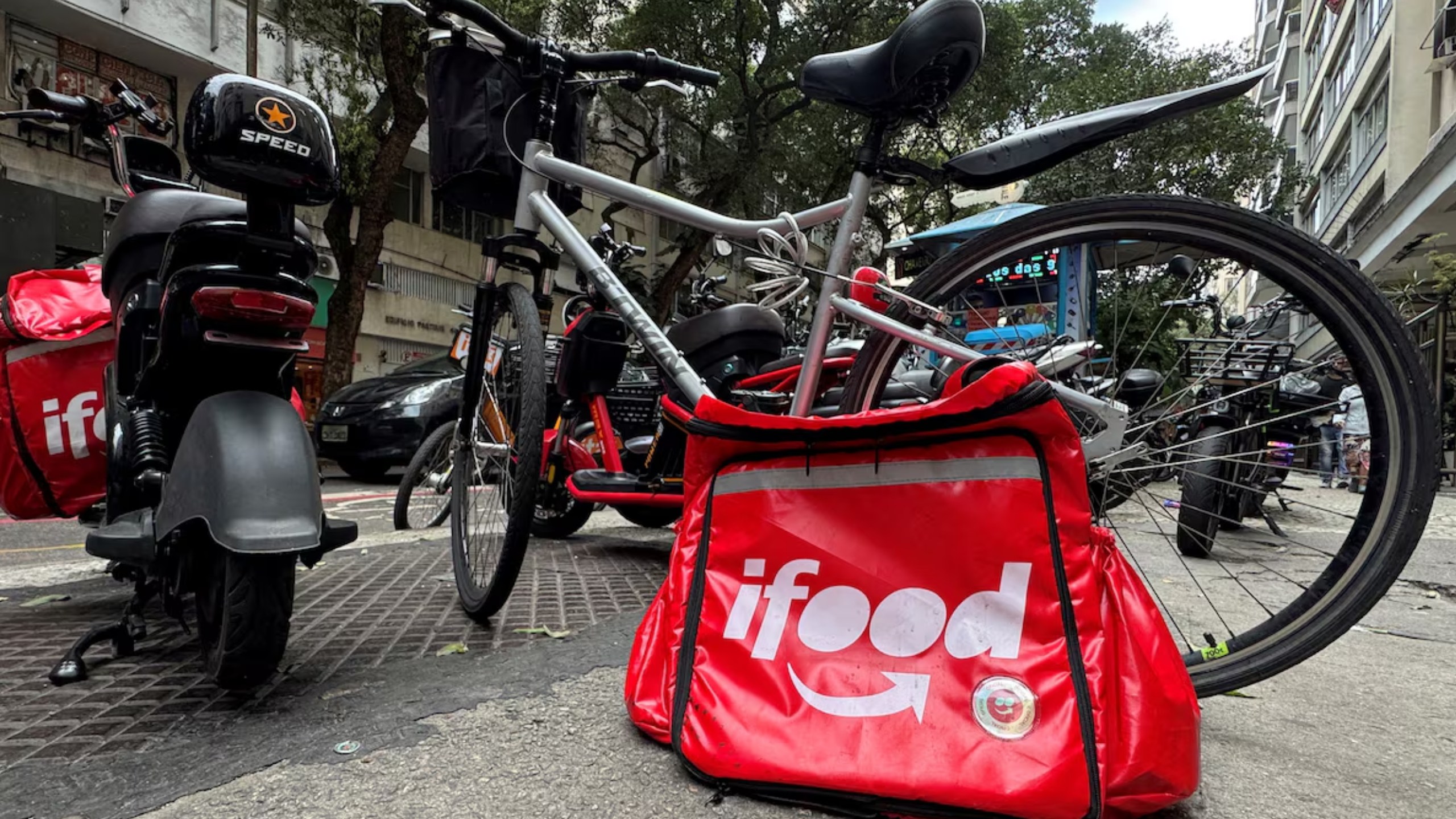 Polícia apreende aparelhos de ex-funcionário do iFood em investigação sobre dados