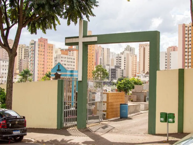 CMTU abre credenciamento para ambulantes no Dia de Finados em cemitérios de Londrina