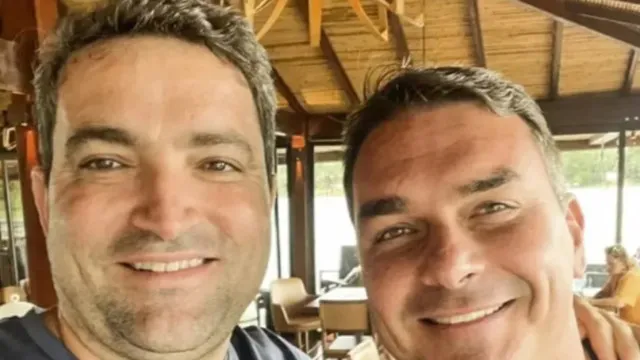 Email indica que Flávio Bolsonaro e advogado investigado compartilhavam conta bancária