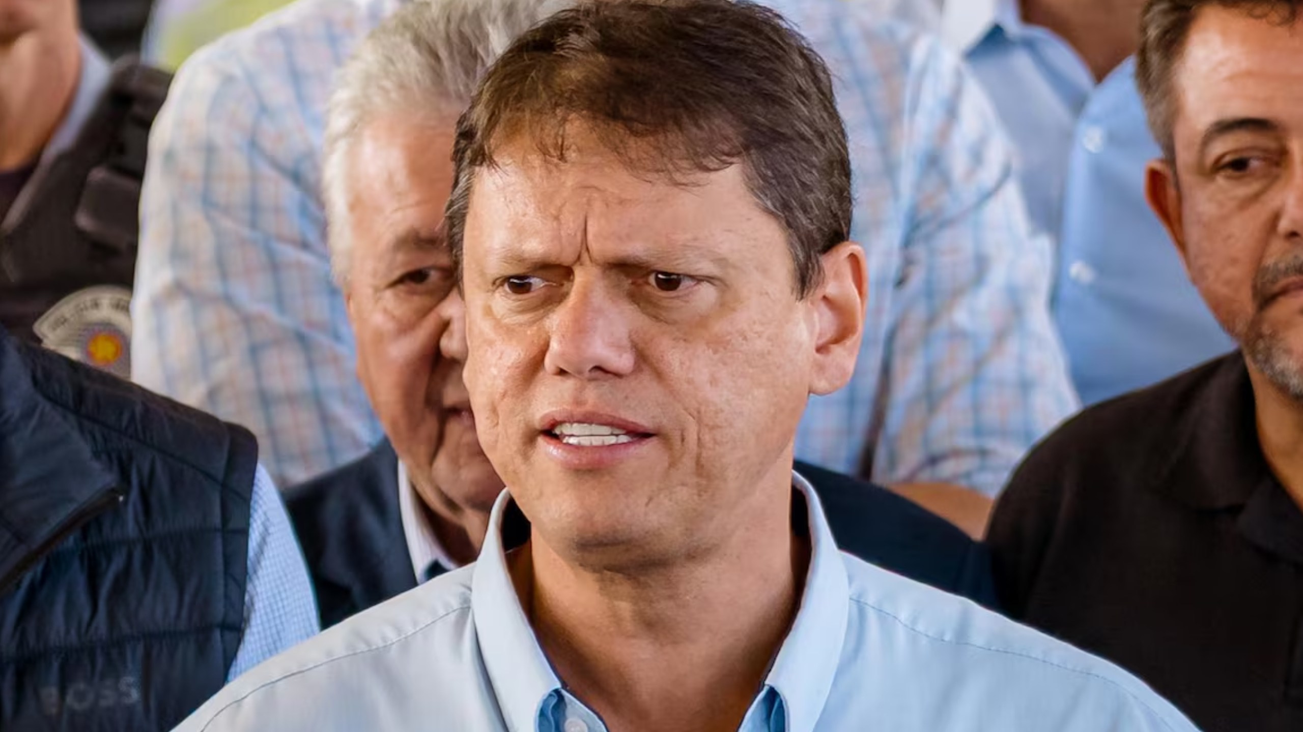 Sabatina de Tarcísio de Freitas em SP expõe inconsistências entre discurso e dados