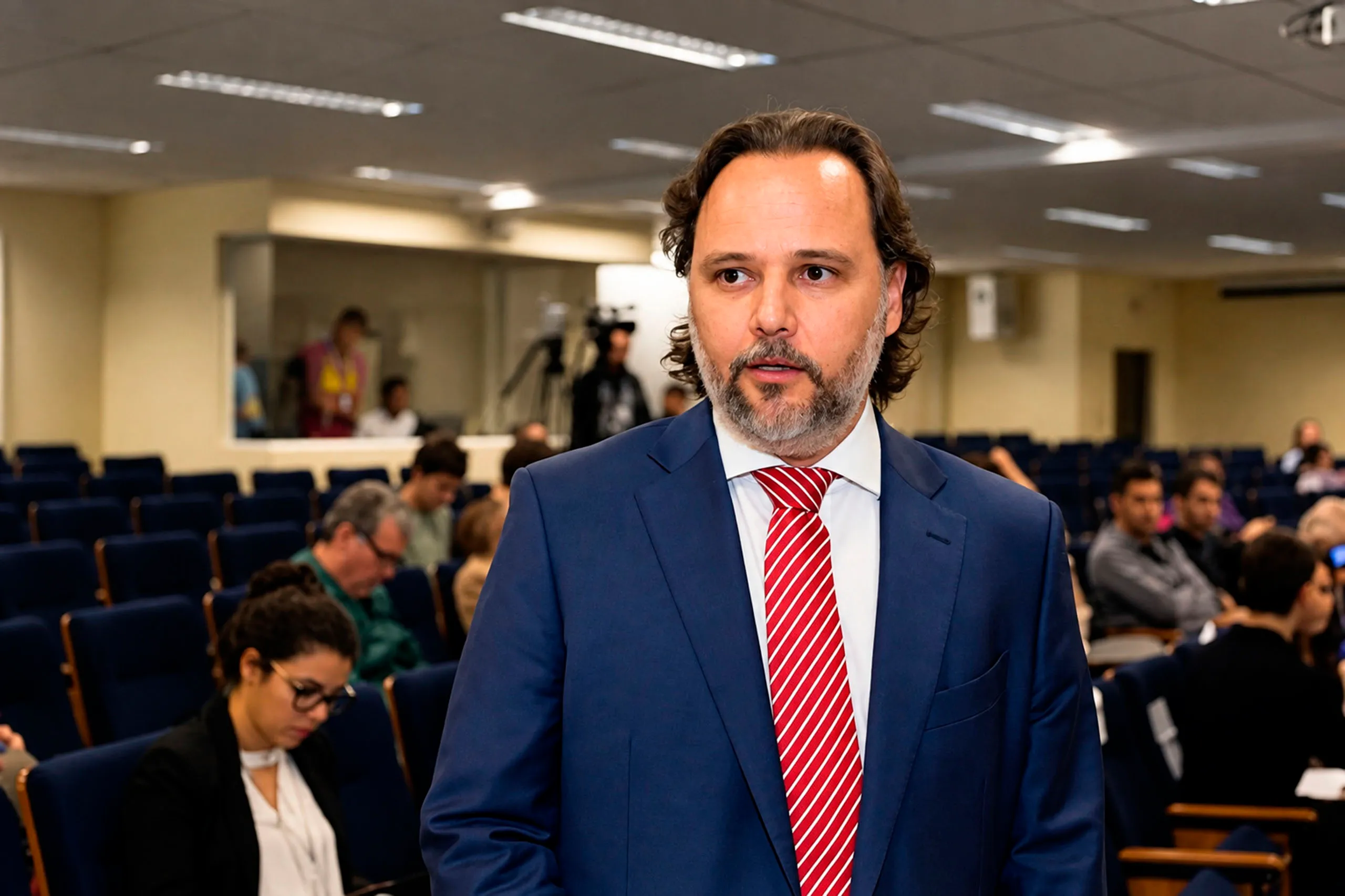 Prerrogativas critica decisão de Mendonça sobre afastamento de diretores da PF